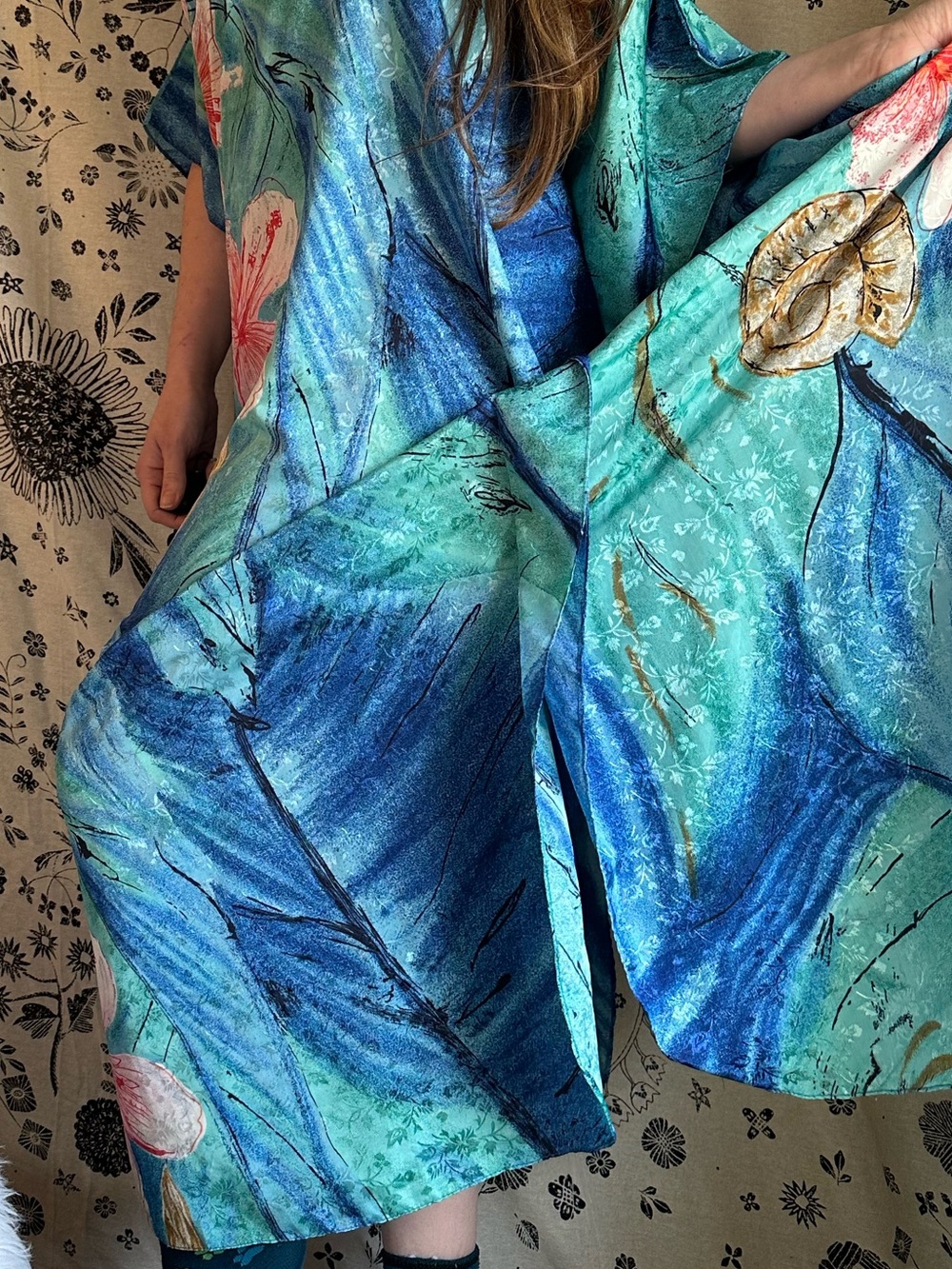 Winlar • Vintage Tropical Floral & Shell Caftan - Picture 9 of 14
